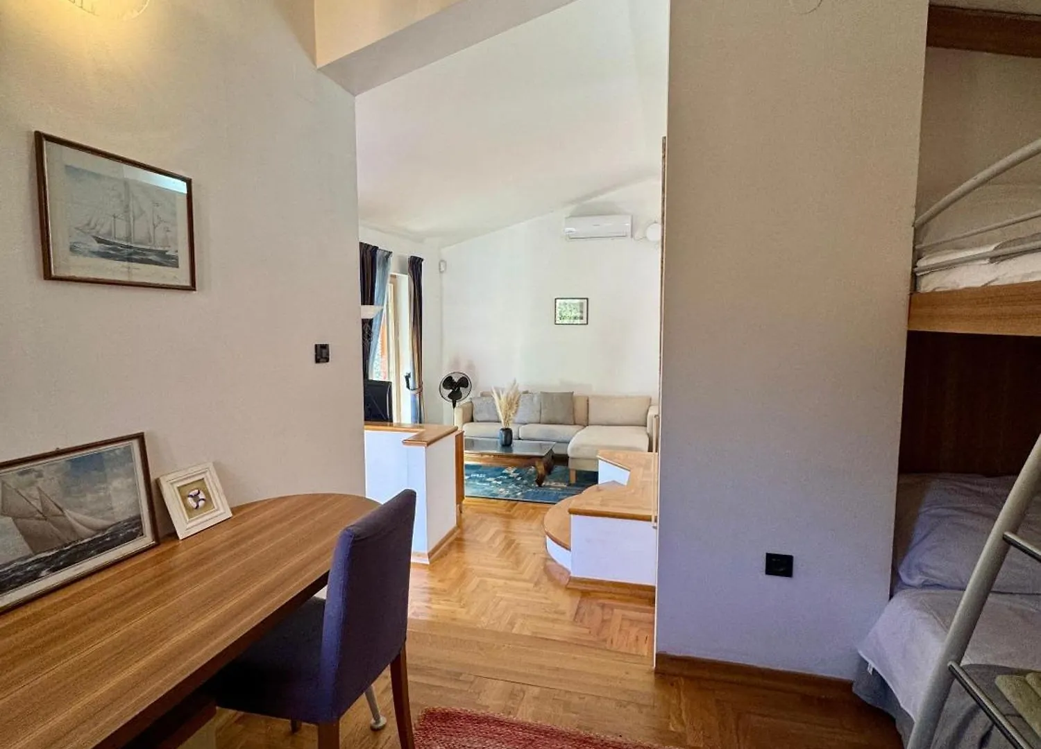 Villa Rava Hotel & Restaurant